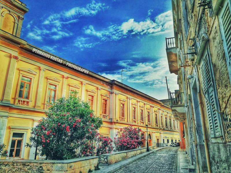 Traditional Medieval Stone House In "Ano Syros" Extérieur photo